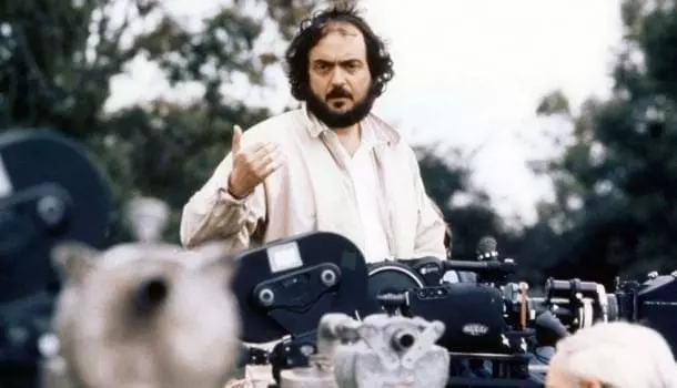 https://cdn.revistabula.com/wp/wp-content/uploads/2019/01/Stanley-Kubrick-610x350.jpg