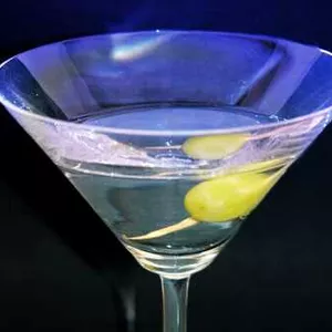 A história do centenário Dry Martini