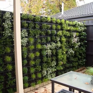 Conheça as vantagens da manta bidim para construir um jardim vertical bonito e saudável