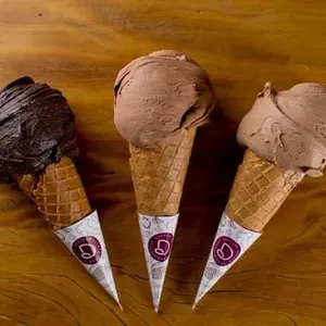 Inverno suntuoso: Davvero contrasta seus gelatos com sobremesas de chocolate