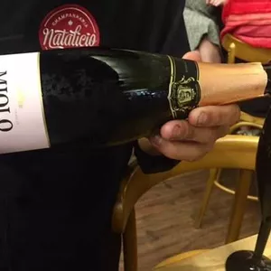 Miolo abre sparkling wine bar nos Jardins