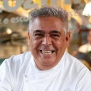 Chef Carlos Ribeiro lança livro: Comida de Santo que se Come dia 12 de agosto na Bienal SP
