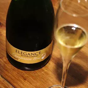Vinícola Peterlongo comemora 100 anos do Champagne no Brasil